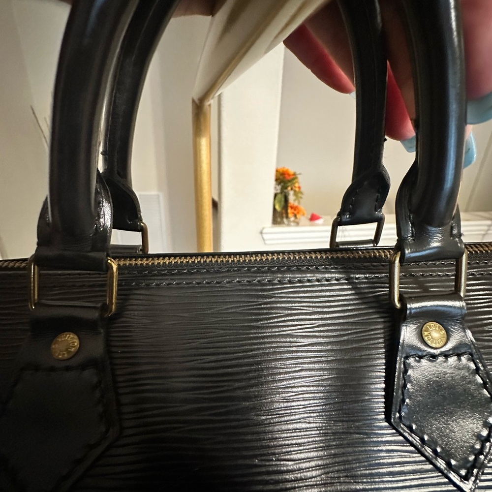Authentic Louis Vuitton Speedy 35 - Picture 16 of 16